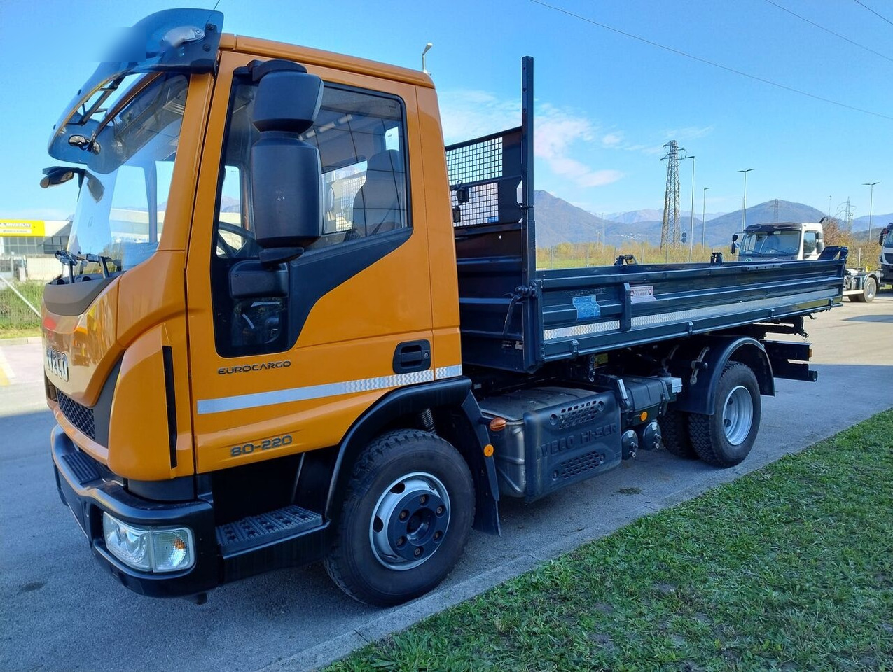 IVECO EuroCargo 80-220 - Kipper vrachtwagen: afbeelding 1 IVECO EuroCargo 80-220 - Kipper vrachtwagen: afbeelding 1