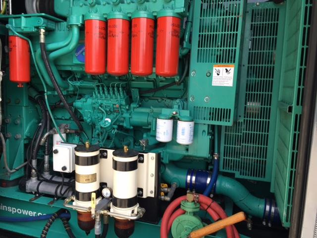 Cummins Generator 1000 KVA QST30-G4 Engine Super Silent - Industrie generator: afbeelding 1 Cummins Generator 1000 KVA QST30-G4 Engine Super Silent - Industrie generator: afbeelding 1