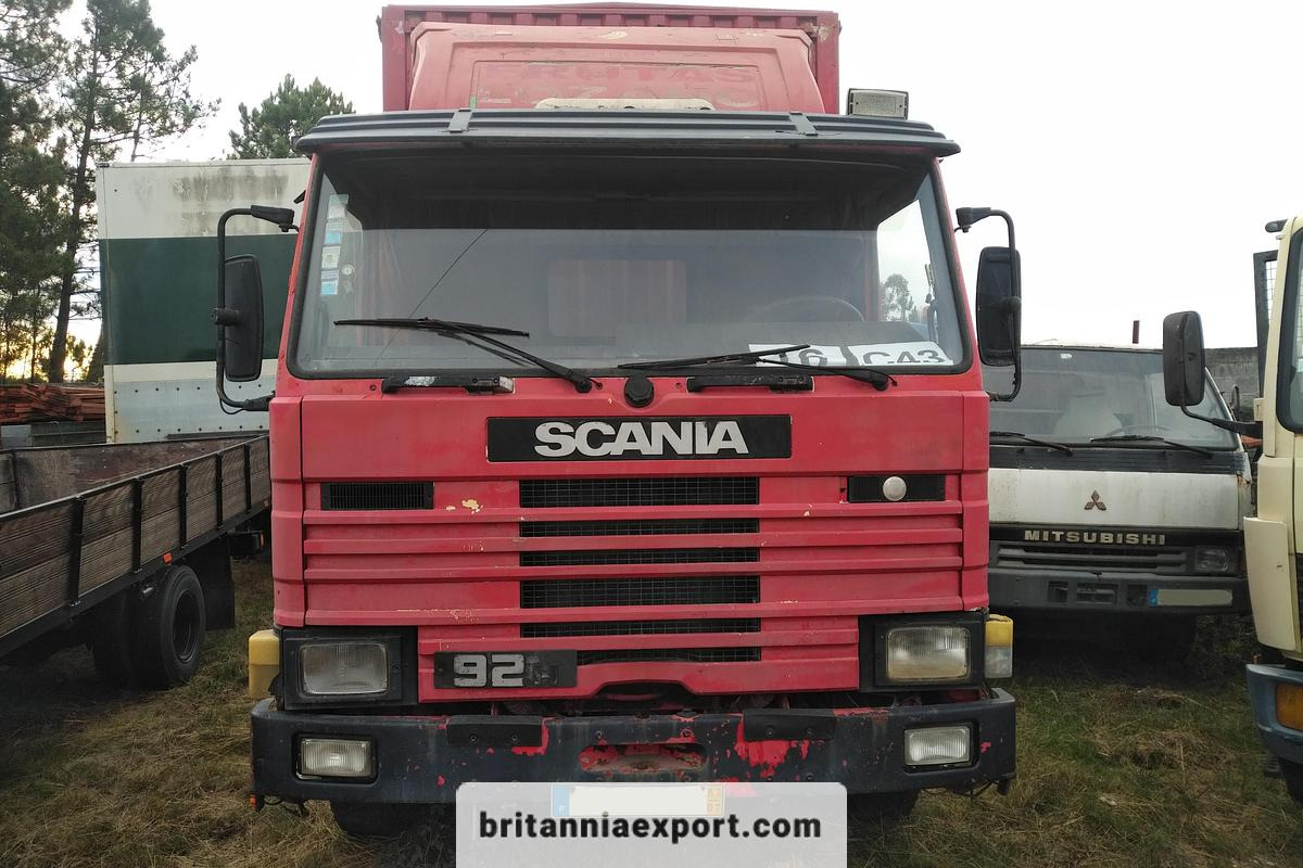 SCANIA P 92H | 6x2 10 tyres | On springs | 26 ton - Schuifzeilen vrachtwagen: afbeelding 2 SCANIA P 92H | 6x2 10 tyres | On springs | 26 ton - Schuifzeilen vrachtwagen: afbeelding 2