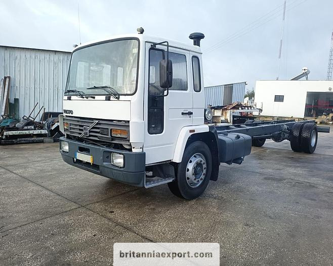 VOLVO FL619 Intercooler | Manual Pump | 19 Ton | On 10 Studs | Full Springs Suspension | - Chassis vrachtwagen: afbeelding 2 VOLVO FL619 Intercooler | Manual Pump | 19 Ton | On 10 Studs | Full Springs Suspension | - Chassis vrachtwagen: afbeelding 2