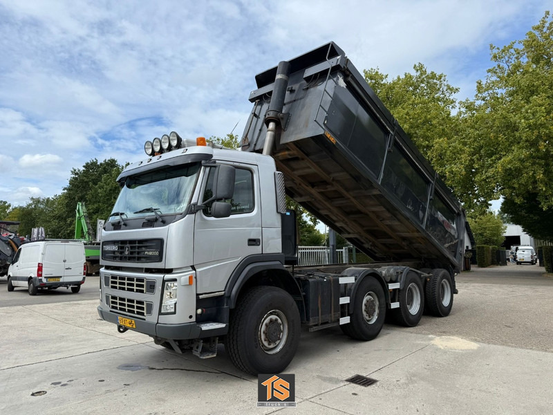 Terberg FM2000-T 8X8 - EURO 5 - AUTOMATIC - KIPPER/TIPPER - NL TRUCK - ISOLATED HARDOX - TOP! - Kipper vrachtwagen: afbeelding 1 Terberg FM2000-T 8X8 - EURO 5 - AUTOMATIC - KIPPER/TIPPER - NL TRUCK - ISOLATED HARDOX - TOP! - Kipper vrachtwagen: afbeelding 1