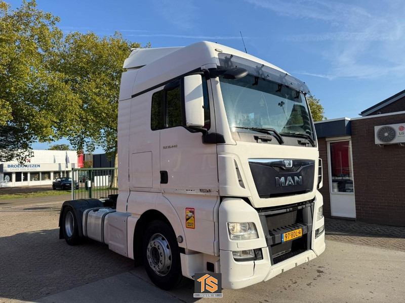 MAN TGX 440 XLX -EURO 6 - AUTOMATIC - 2 TANKS - NL TRUCK - TOP! - Trekker: afbeelding 4 MAN TGX 440 XLX -EURO 6 - AUTOMATIC - 2 TANKS - NL TRUCK - TOP! - Trekker: afbeelding 4