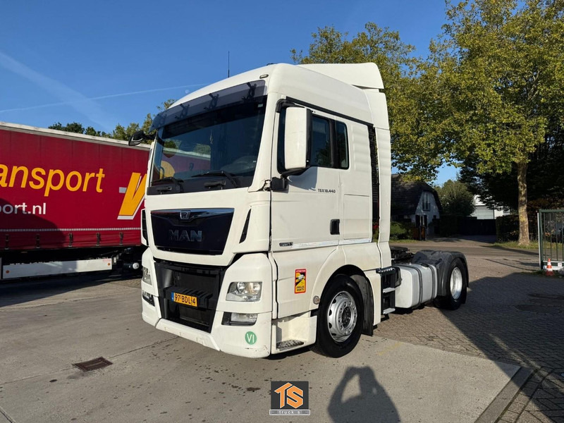 MAN TGX 440 XLX -EURO 6 - AUTOMATIC - 2 TANKS - NL TRUCK - TOP! - Trekker: afbeelding 1 MAN TGX 440 XLX -EURO 6 - AUTOMATIC - 2 TANKS - NL TRUCK - TOP! - Trekker: afbeelding 1