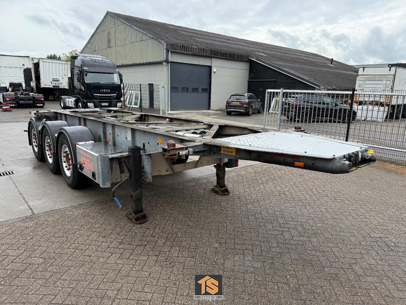 Van Hool 3B2013 20FT - ADR - MERCEDES AXLE - DRUM BRAKE - NL TOP TRAILER - 3x AVAILABLE! - Containertransporter/ Wissellaadbak oplegger: afbeelding 4 Van Hool 3B2013 20FT - ADR - MERCEDES AXLE - DRUM BRAKE - NL TOP TRAILER - 3x AVAILABLE! - Containertransporter/ Wissellaadbak oplegger: afbeelding 4