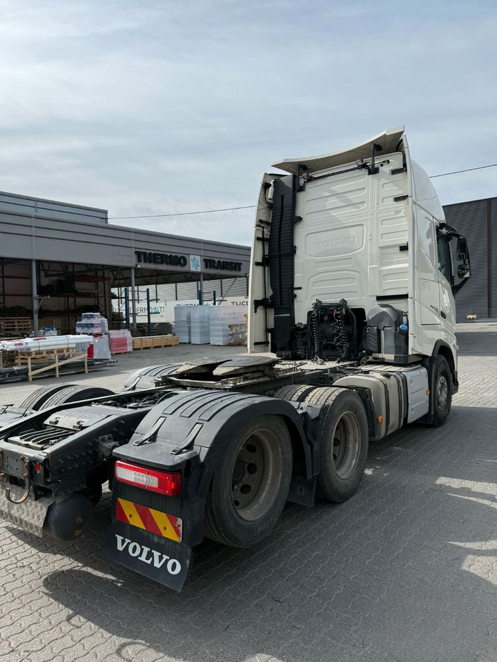 Volvo FH540 6x2 / Double boogie - Trekker: afbeelding 3 Volvo FH540 6x2 / Double boogie - Trekker: afbeelding 3