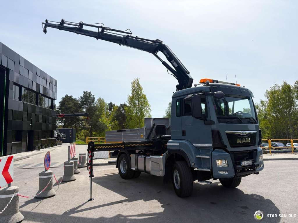 MAN TGS 18.480 4x4 HIAB 188 E-4 CRANE KIPPER EURO 6 MAN TGS 18.480 4x4 HIAB 188 E-4 CRANE KIPPER EURO 6 - Kipper vrachtwagen: afbeelding 5 MAN TGS 18.480 4x4 HIAB 188 E-4 CRANE KIPPER EURO 6 MAN TGS 18.480 4x4 HIAB 188 E-4 CRANE KIPPER EURO 6 - Kipper vrachtwagen: afbeelding 5