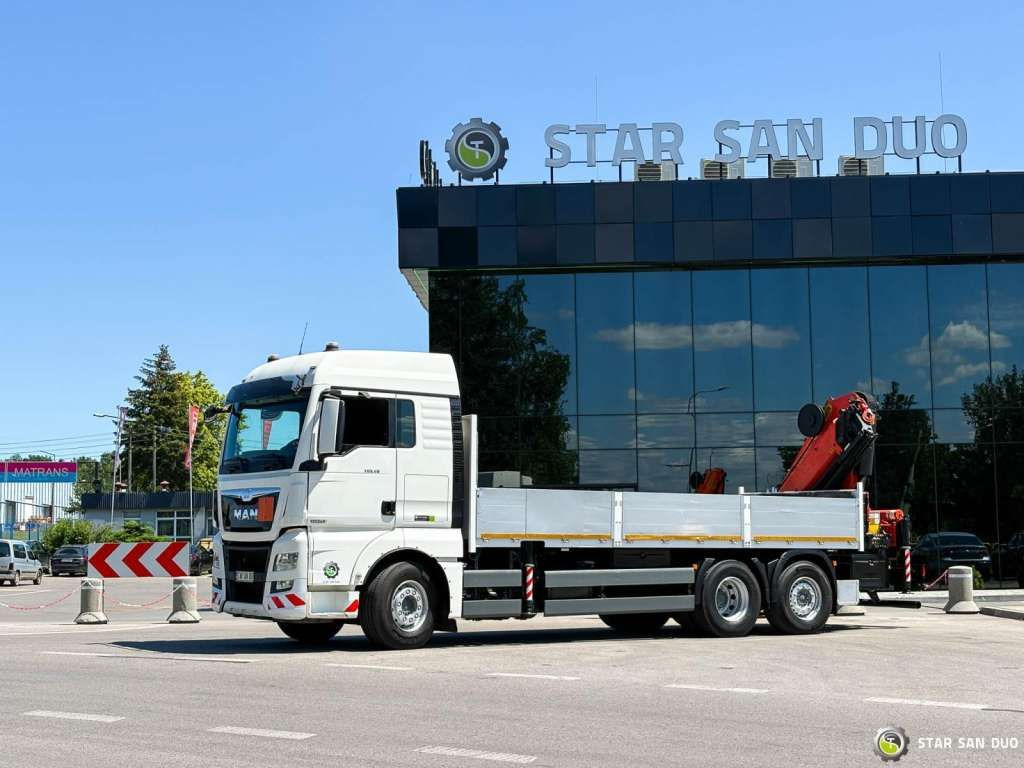 MAN TGX 26.480 6x2 PALFINGER PK 33002 EH Crane Winc - Kraanwagen: afbeelding 2 MAN TGX 26.480 6x2 PALFINGER PK 33002 EH Crane Winc - Kraanwagen: afbeelding 2