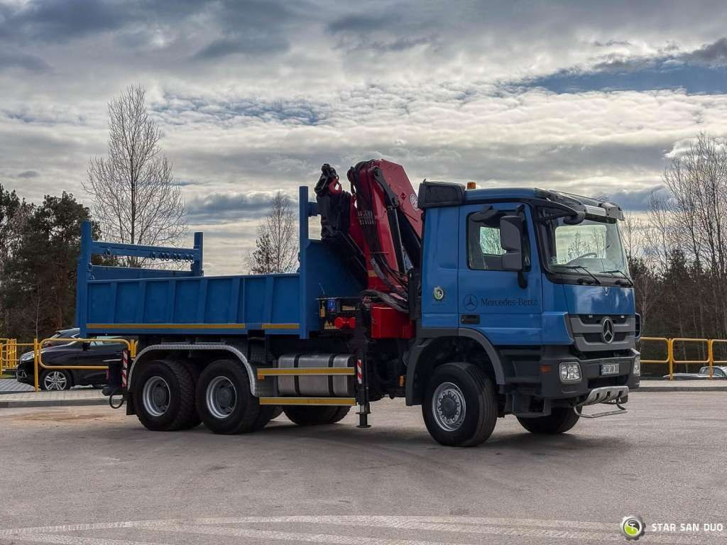 Mercedes-Benz ACTROS 3341 6x6 HMF 4220 K4 CRANE KIPPER - Kraanwagen: afbeelding 4 Mercedes-Benz ACTROS 3341 6x6 HMF 4220 K4 CRANE KIPPER - Kraanwagen: afbeelding 4