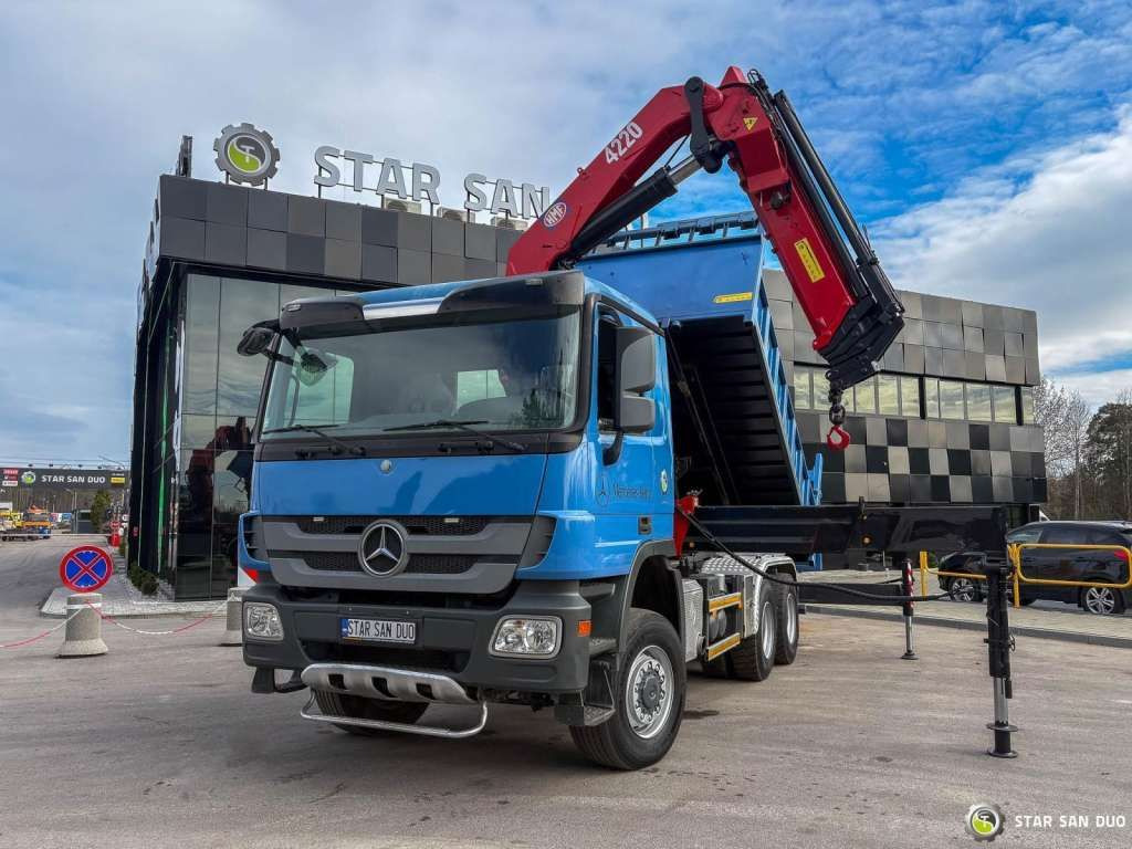 Mercedes-Benz ACTROS 3341 6x6 HMF 4220 K4 CRANE KIPPER - Kipper vrachtwagen: afbeelding 2 Mercedes-Benz ACTROS 3341 6x6 HMF 4220 K4 CRANE KIPPER - Kipper vrachtwagen: afbeelding 2