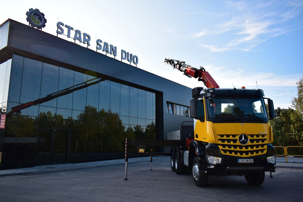 Mercedes-Benz AROCS 3345 6x6 PALFINGER PK 33002 EURO 6 KRAN - Kraanwagen, Vrachtwagen met open laadbak: afbeelding 5 Mercedes-Benz AROCS 3345 6x6 PALFINGER PK 33002 EURO 6 KRAN - Kraanwagen, Vrachtwagen met open laadbak: afbeelding 5