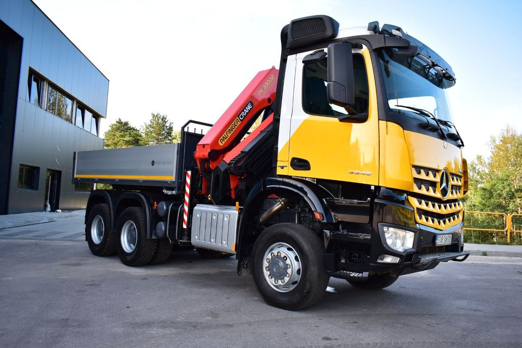 Mercedes-Benz AROCS 3345 6x6 PALFINGER PK 33002 EURO 6 KRAN - Kraanwagen, Vrachtwagen met open laadbak: afbeelding 3 Mercedes-Benz AROCS 3345 6x6 PALFINGER PK 33002 EURO 6 KRAN - Kraanwagen, Vrachtwagen met open laadbak: afbeelding 3