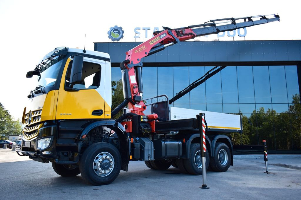 Mercedes-Benz AROCS 3345 6x6 PALFINGER PK 33002 EURO 6 KRAN - Kraanwagen, Vrachtwagen met open laadbak: afbeelding 2 Mercedes-Benz AROCS 3345 6x6 PALFINGER PK 33002 EURO 6 KRAN - Kraanwagen, Vrachtwagen met open laadbak: afbeelding 2
