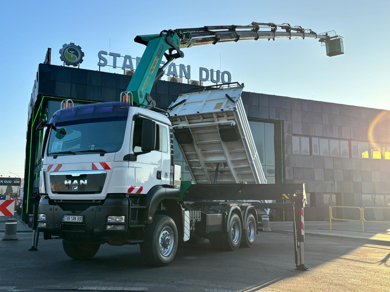 - Kipper vrachtwagen: afbeelding 1 - Kipper vrachtwagen: afbeelding 1