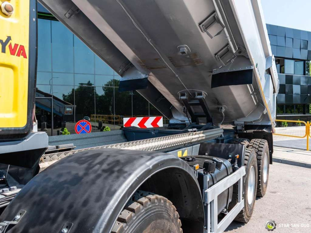 Kipper vrachtwagen Tatra  PHOENIX 8x8 Kipper Tiper  Euro 6: afbeelding 25