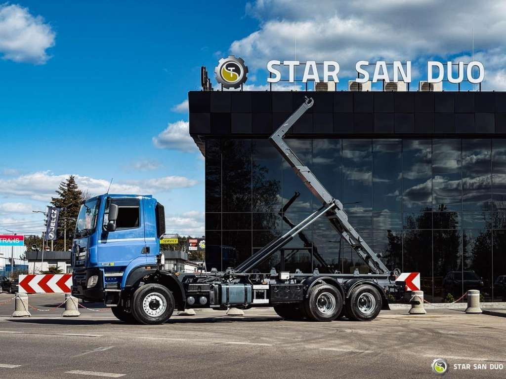 Tatra T158 PHOENIX 6x6 Euro 6 - Chassis vrachtwagen: afbeelding 2 Tatra T158 PHOENIX 6x6 Euro 6 - Chassis vrachtwagen: afbeelding 2