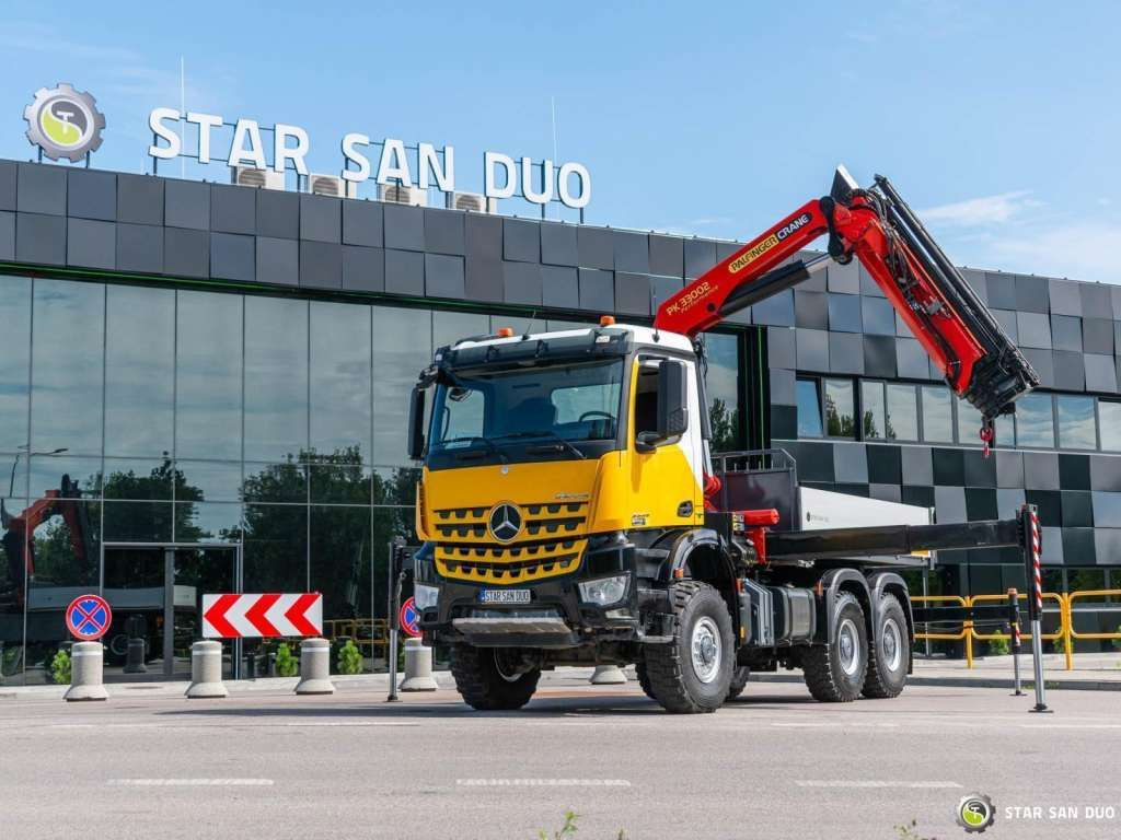 Mercedes-Benz AROCS 3345 6x6 PALFINGER PK 33002 Euro 6 Crane - Trekker: afbeelding 5 Mercedes-Benz AROCS 3345 6x6 PALFINGER PK 33002 Euro 6 Crane - Trekker: afbeelding 5