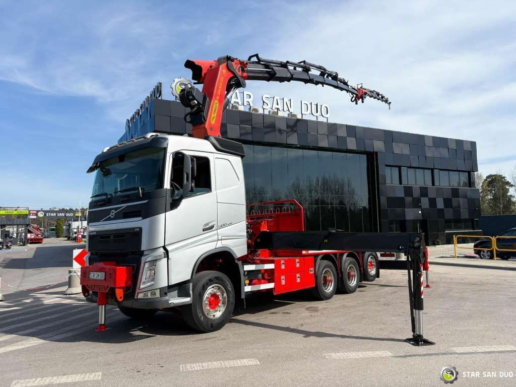 Volvo FH 500 8x4*4 PK65002 Fly JIB Crane 7456 h Winch - Trekker: afbeelding 4 Volvo FH 500 8x4*4 PK65002 Fly JIB Crane 7456 h Winch - Trekker: afbeelding 4