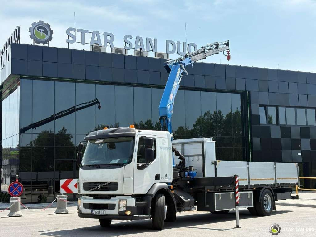 Volvo FE 240 4x2 HMF 1560 K3 HDS Rotator Crane Kran - Kraanwagen: afbeelding 1 Volvo FE 240 4x2 HMF 1560 K3 HDS Rotator Crane Kran - Kraanwagen: afbeelding 1