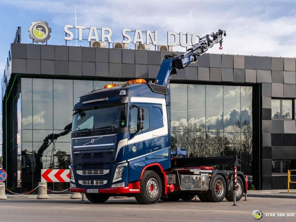 Volvo FH 500 6x2 HMF 3220-K5 HDS Crane Euro 6 - Kraanwagen: afbeelding 1 Volvo FH 500 6x2 HMF 3220-K5 HDS Crane Euro 6 - Kraanwagen: afbeelding 1