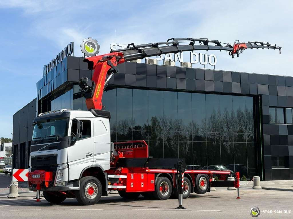 Volvo FH 500 8x4*4 PK65002 Fly JIB Crane 7456 h Winch - Kraanwagen: afbeelding 1 Volvo FH 500 8x4*4 PK65002 Fly JIB Crane 7456 h Winch - Kraanwagen: afbeelding 1