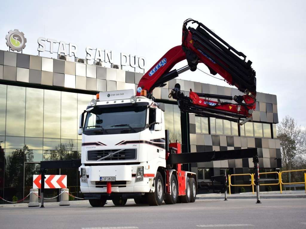 Volvo FH 520 8x2 EFFER 850 Fly Jib Winch 5th - Kraanwagen, Trekker: afbeelding 2 Volvo FH 520 8x2 EFFER 850 Fly Jib Winch 5th - Kraanwagen, Trekker: afbeelding 2