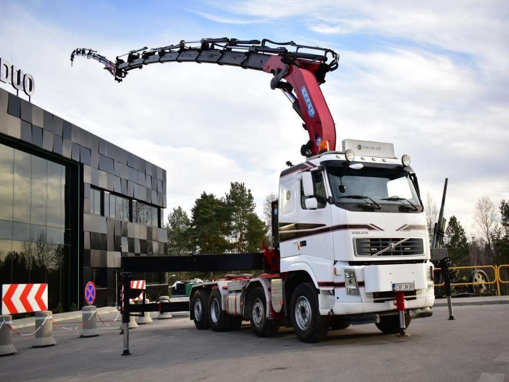 Volvo FH 520 8x2 EFFER 850 Fly Jib Winch 5th - Kraanwagen, Trekker: afbeelding 3 Volvo FH 520 8x2 EFFER 850 Fly Jib Winch 5th - Kraanwagen, Trekker: afbeelding 3