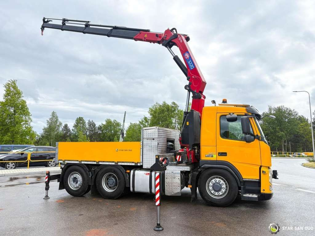 Volvo FM 460 6x4x4 HMF 3220 Crane HDS - Kraanwagen: afbeelding 3 Volvo FM 460 6x4x4 HMF 3220 Crane HDS - Kraanwagen: afbeelding 3