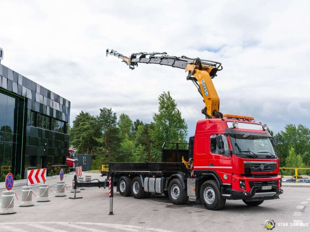 Volvo FMX 500 8x2 Effer 585 Fly Jib Winch Crane Kran - Kraanwagen: afbeelding 3 Volvo FMX 500 8x2 Effer 585 Fly Jib Winch Crane Kran - Kraanwagen: afbeelding 3