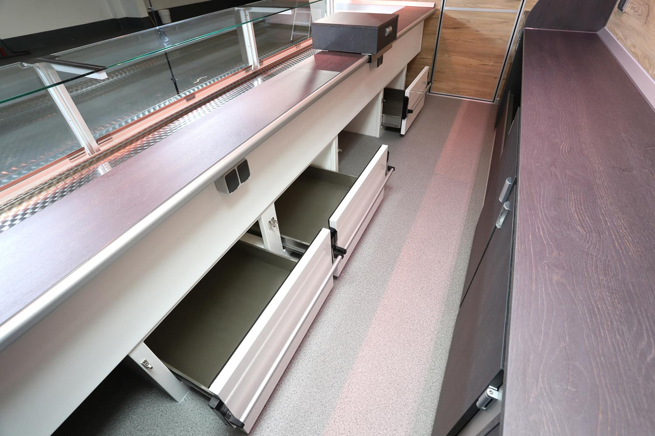 Mobil BORCO HÖHNS - Zelfrijdende verkoopwagen: afbeelding 5 Mobil BORCO HÖHNS - Zelfrijdende verkoopwagen: afbeelding 5