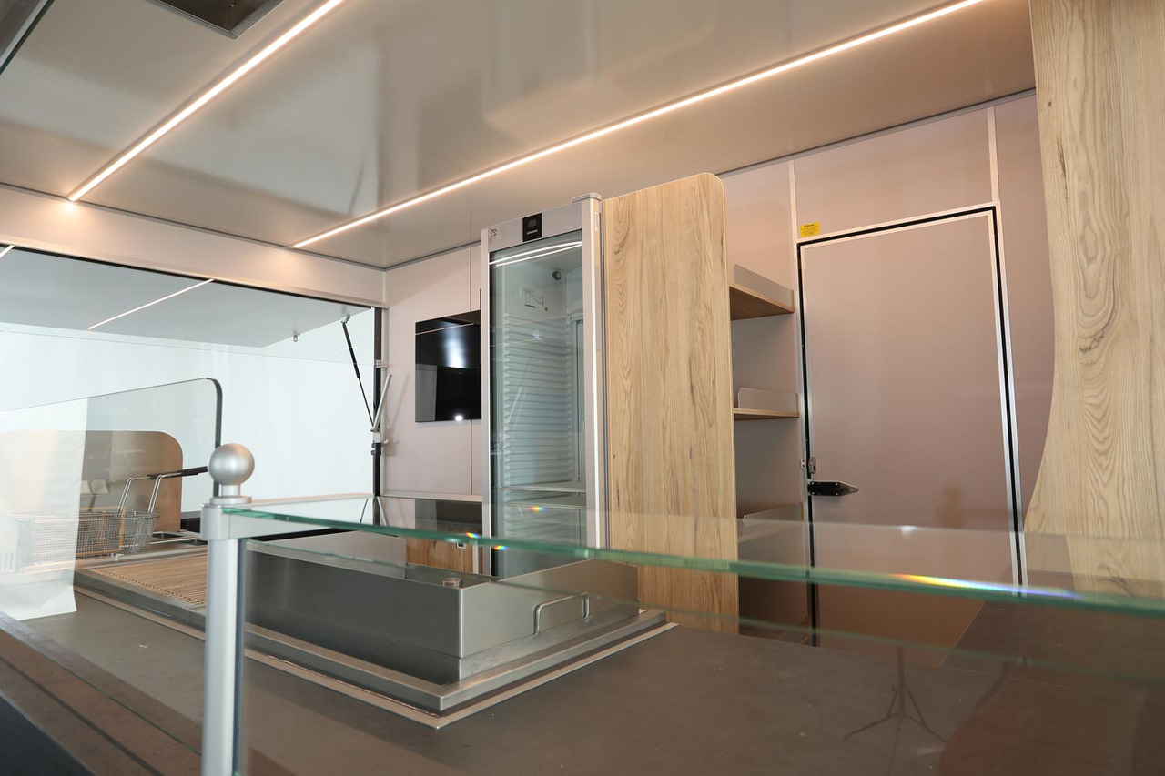 Verkaufsanhänger BORCO HÖHNS - Verkoopwagen: afbeelding 2 Verkaufsanhänger BORCO HÖHNS - Verkoopwagen: afbeelding 2