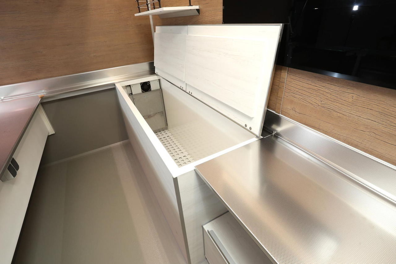 Verkaufsanhänger BORCO HÖHNS - Verkoopwagen: afbeelding 4 Verkaufsanhänger BORCO HÖHNS - Verkoopwagen: afbeelding 4