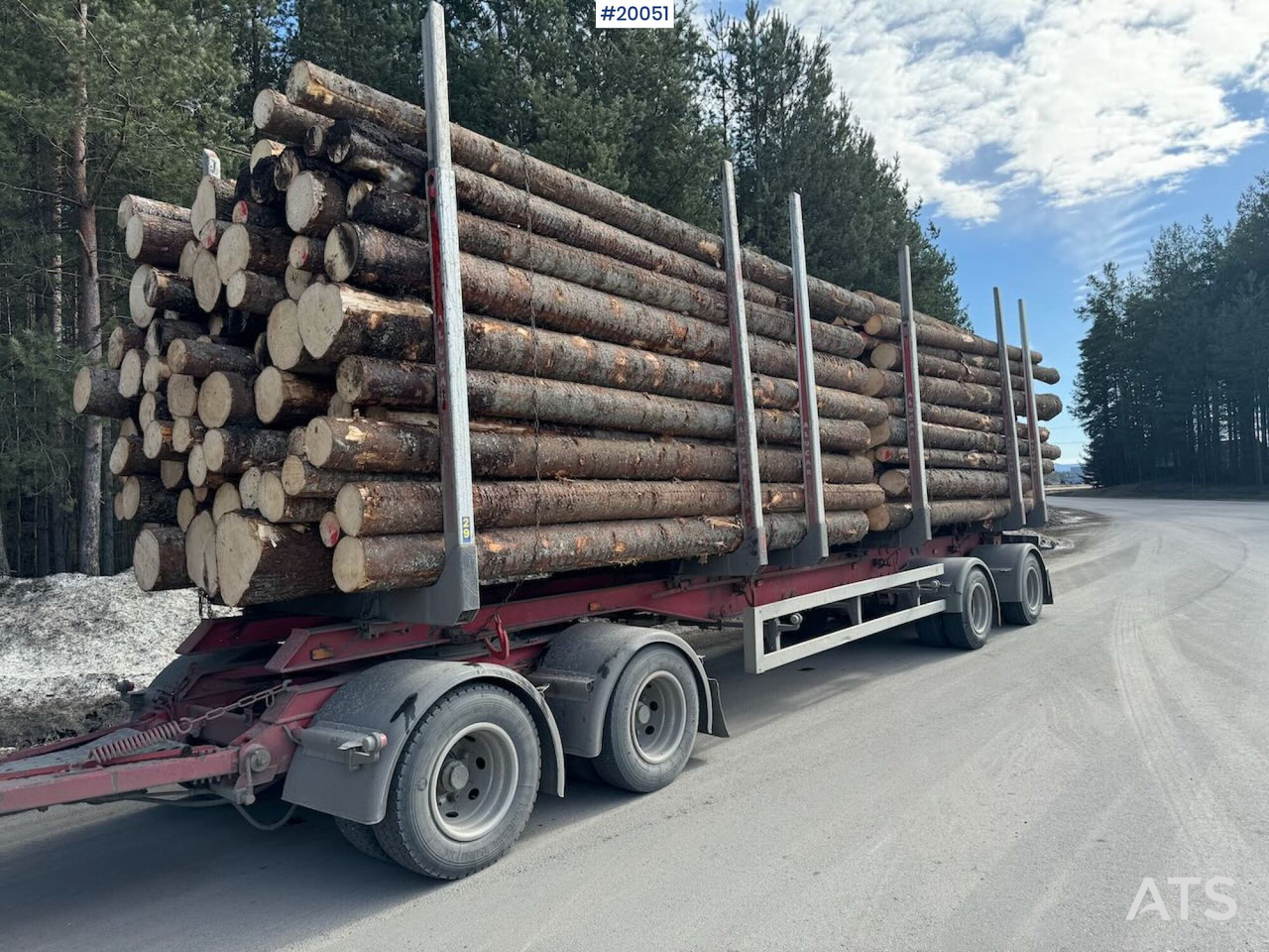 Briab Kome - Hout aanhanger: afbeelding 1 Briab Kome - Hout aanhanger: afbeelding 1