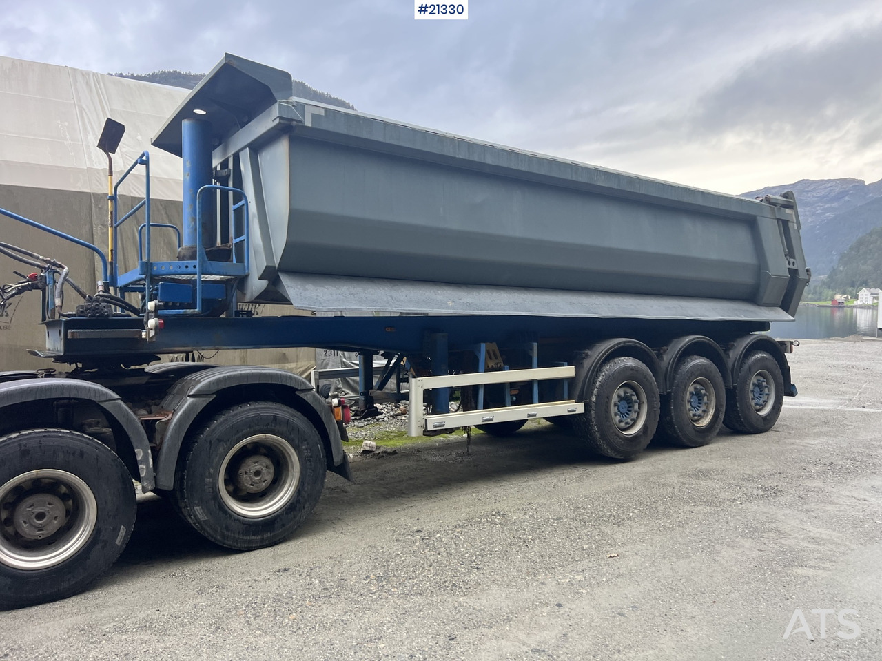 Carnehl 3 akslet tippsemi - Kipper oplegger: afbeelding 3 Carnehl 3 akslet tippsemi - Kipper oplegger: afbeelding 3