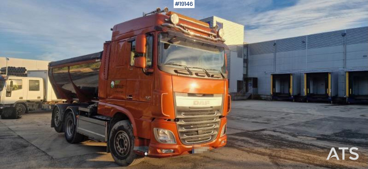 DAF XF510 - Asfaltmachine: afbeelding 1 DAF XF510 - Asfaltmachine: afbeelding 1