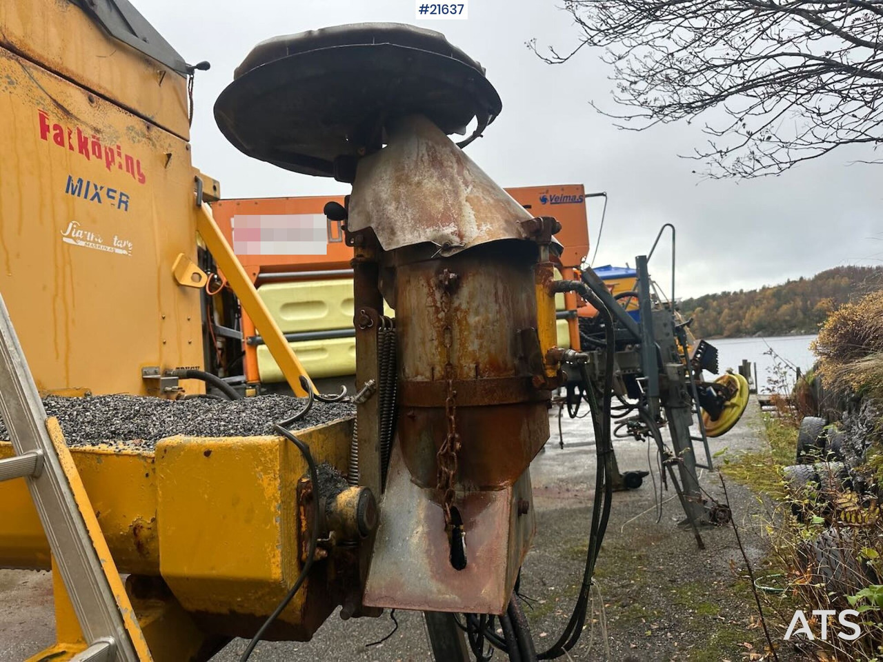 Falköping 2010 Falköping mixer C-7 - Zout/ Zandstrooier: afbeelding 5 Falköping 2010 Falköping mixer C-7 - Zout/ Zandstrooier: afbeelding 5