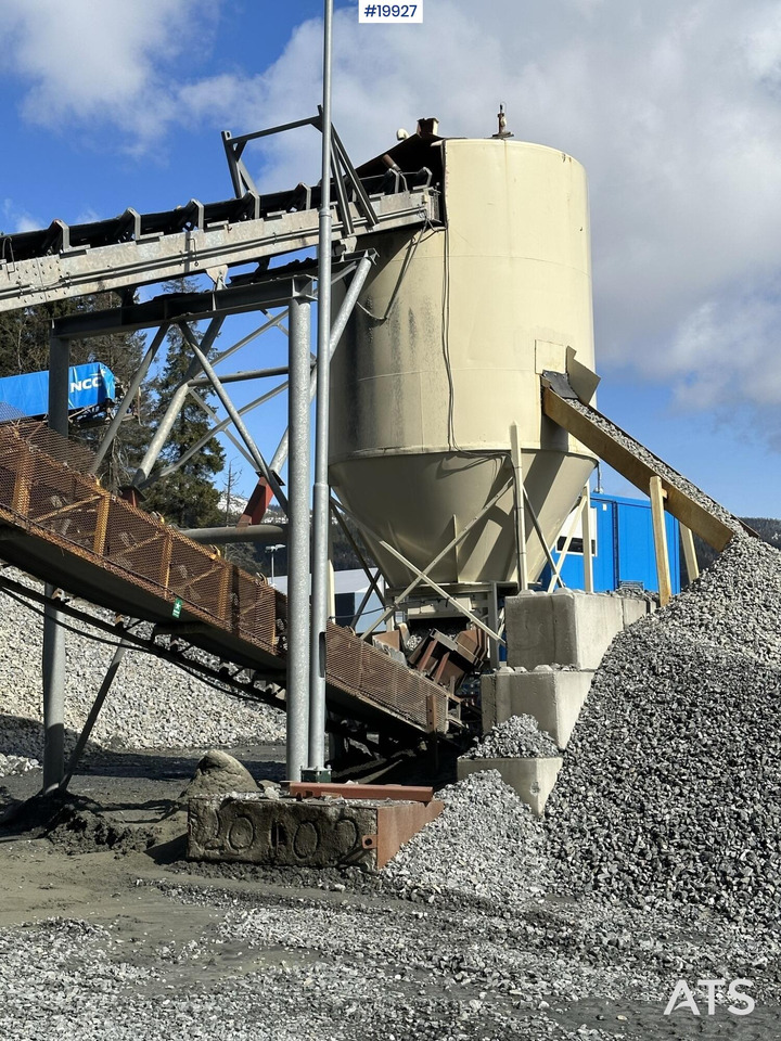 Lagersilo m/ mater - Breekmachine: afbeelding 2 Lagersilo m/ mater - Breekmachine: afbeelding 2