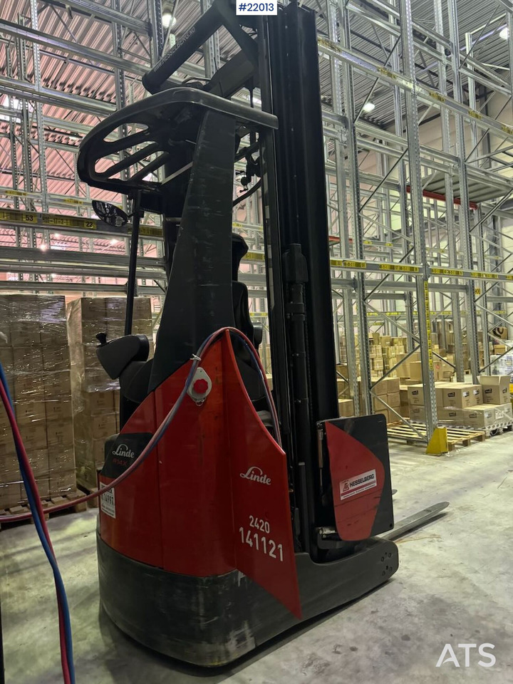 Linde R14X-03 Reach Truck - Elektrische heftruck: afbeelding 4 Linde R14X-03 Reach Truck - Elektrische heftruck: afbeelding 4