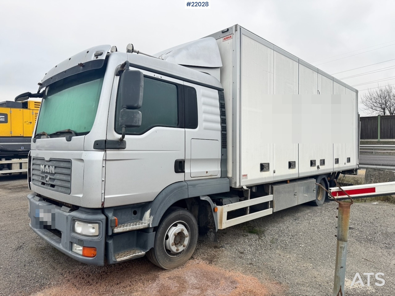 MAN 2008 MAN TGL 12.210 4x2 Skapbil m/ full sideåpning - Bakwagen: afbeelding 2 MAN 2008 MAN TGL 12.210 4x2 Skapbil m/ full sideåpning - Bakwagen: afbeelding 2