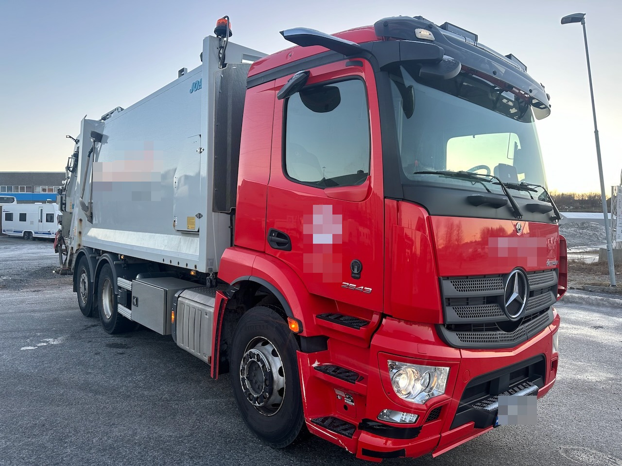 Mercedes 2021 - Vuilniswagen: afbeelding 4 Mercedes 2021 - Vuilniswagen: afbeelding 4