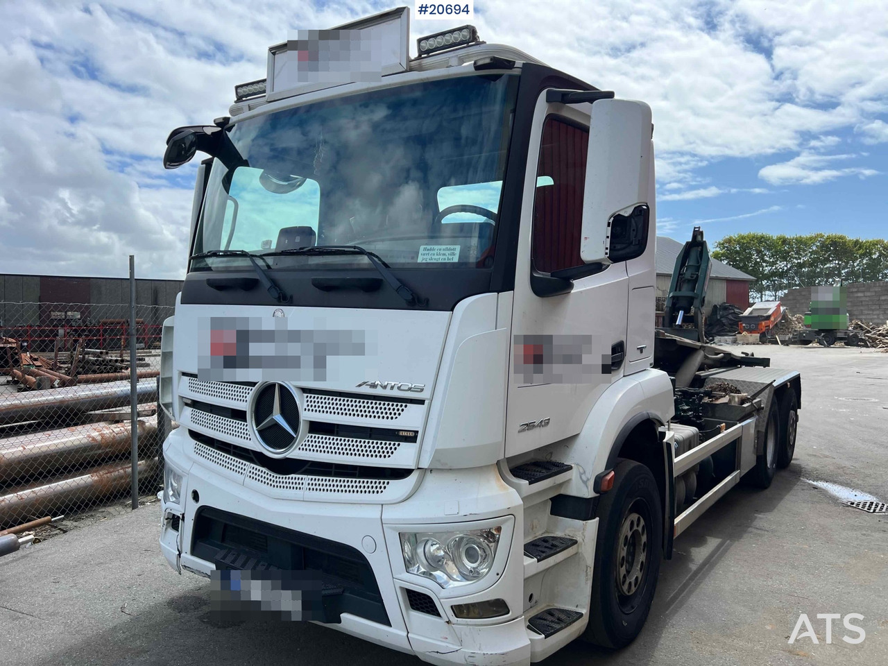 Mercedes Antos 2543 - Haakarmsysteem vrachtwagen: afbeelding 2 Mercedes Antos 2543 - Haakarmsysteem vrachtwagen: afbeelding 2