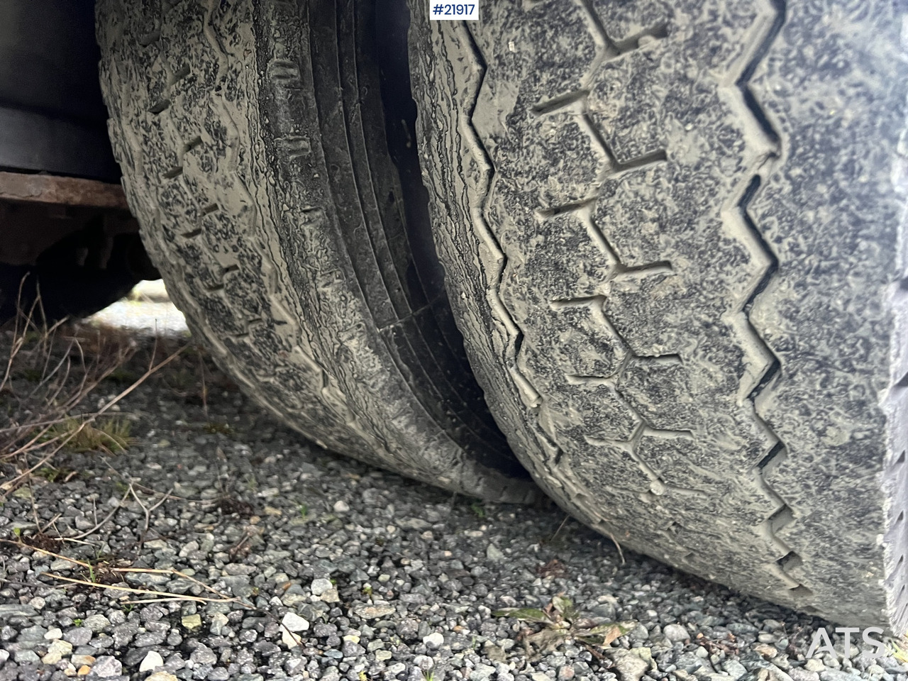 Vrachtwagen met open laadbak Mercedes-Benz Actros 6x2 planbil m/ 2012 konar 2 akslet plankjerre: afbeelding 36