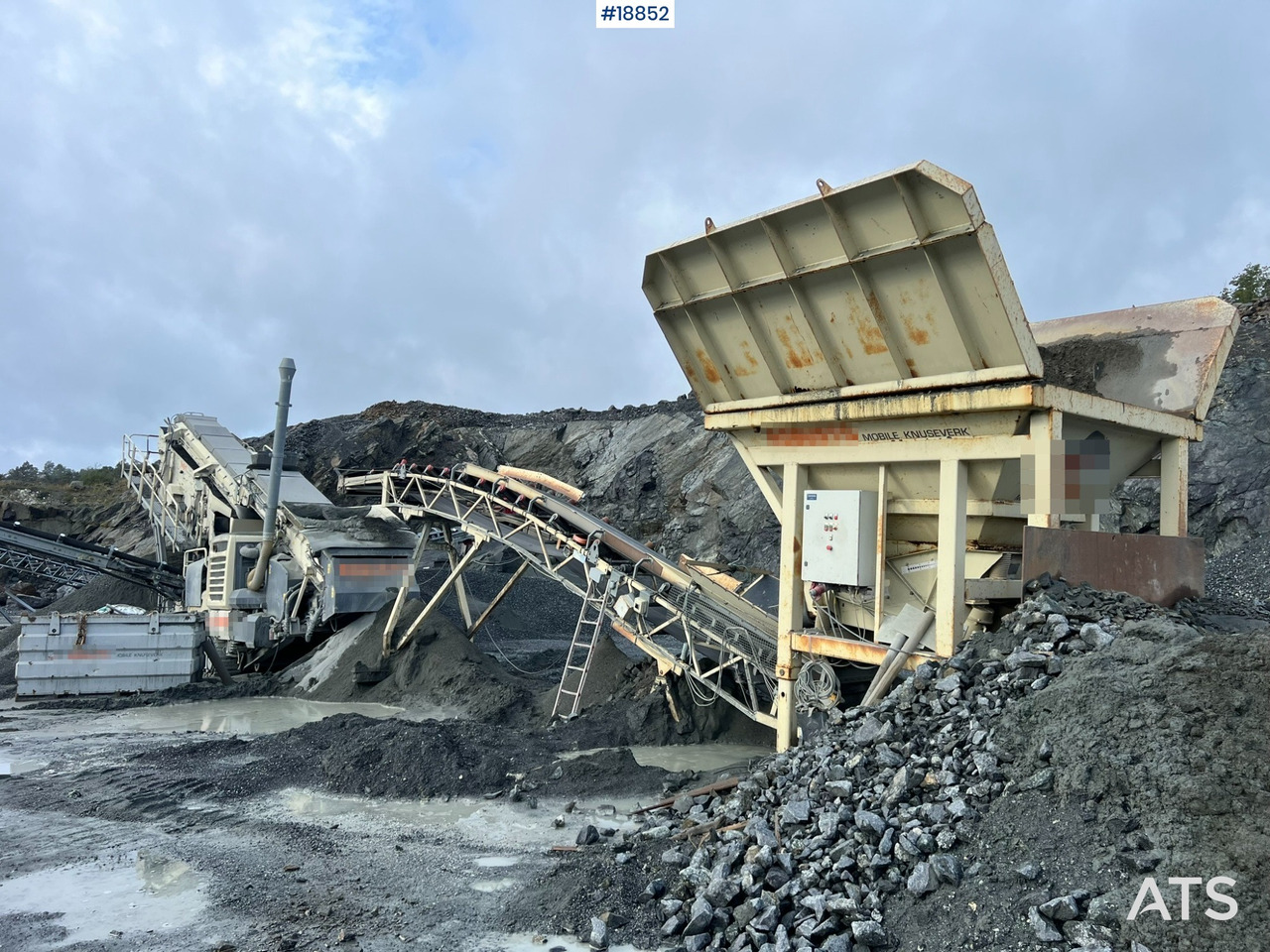 Metso Lokotrack LT220D Finknuser m/ sikt, matekasse og transportbånd - Mobiele breker: afbeelding 1 Metso Lokotrack LT220D Finknuser m/ sikt, matekasse og transportbånd - Mobiele breker: afbeelding 1