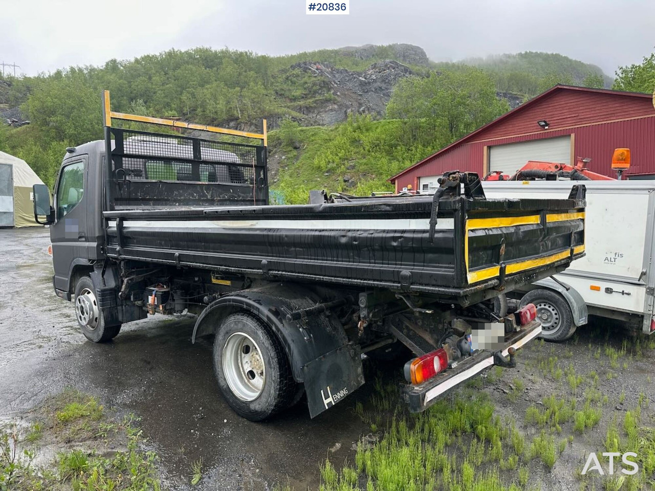 Mitsubishi Fuso - Vrachtwagen met open laadbak: afbeelding 3 Mitsubishi Fuso - Vrachtwagen met open laadbak: afbeelding 3