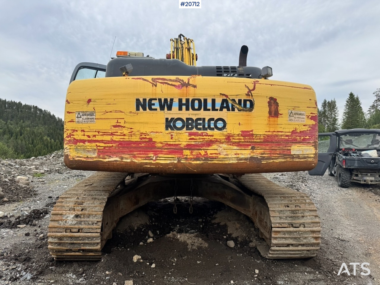 New Holland kobelco E305B - Graafmachine: afbeelding 4 New Holland kobelco E305B - Graafmachine: afbeelding 4