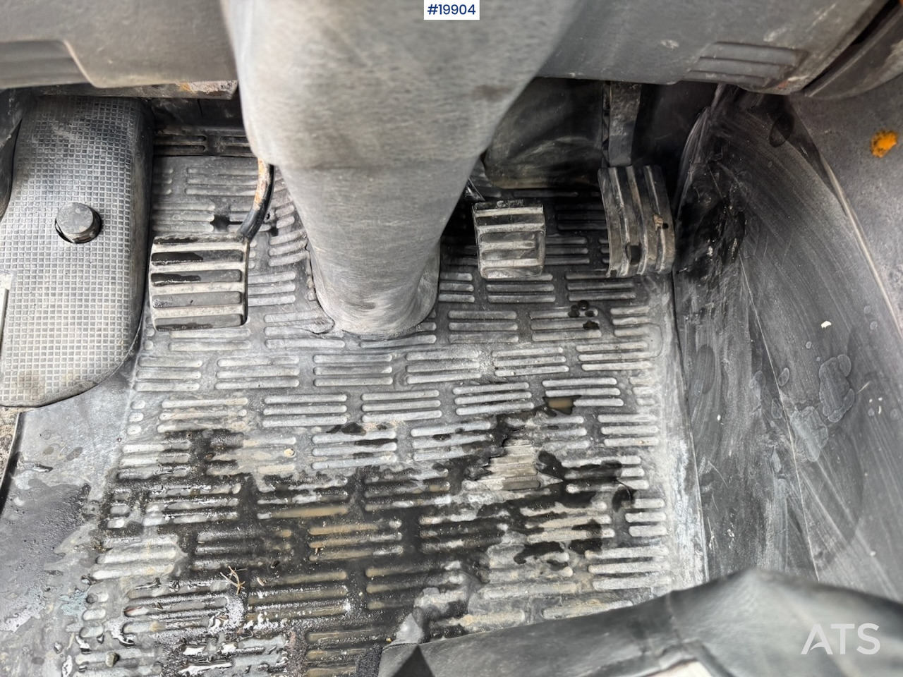 Vrachtwagen hoogwerker Scania P114: afbeelding 44 Vrachtwagen hoogwerker Scania P114: afbeelding 44