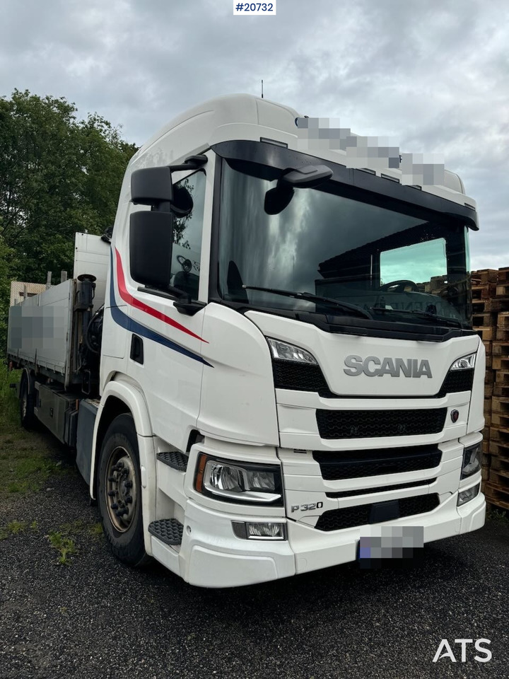 Scania P320 - Vrachtwagen met open laadbak, Kraanwagen: afbeelding 1 Scania P320 - Vrachtwagen met open laadbak, Kraanwagen: afbeelding 1
