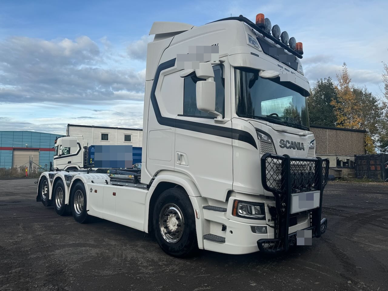 Scania R660 - Haakarmsysteem vrachtwagen: afbeelding 1 Scania R660 - Haakarmsysteem vrachtwagen: afbeelding 1