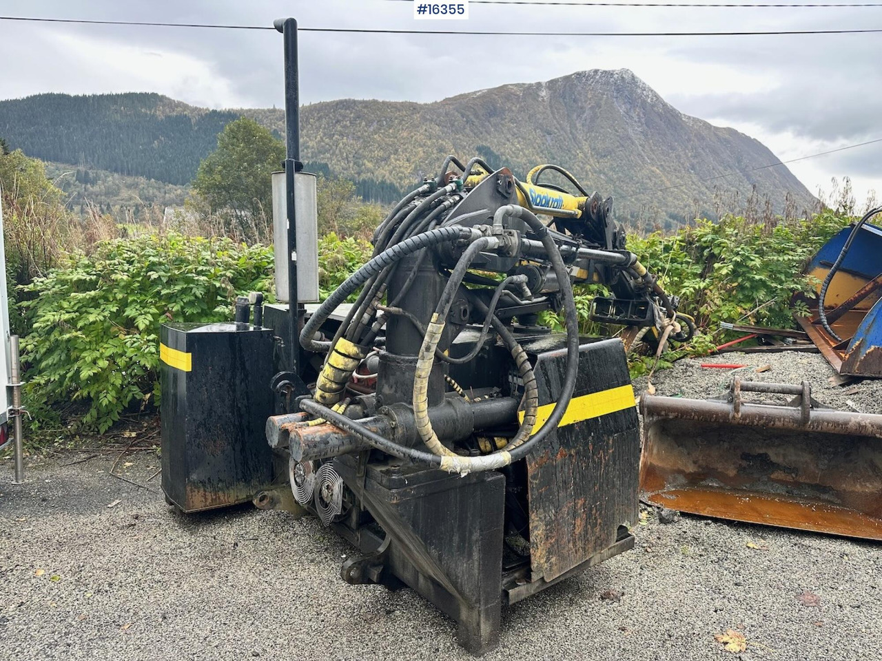 Slagkraft 160 Klippeaggregat - Armmaaier: afbeelding 1 Slagkraft 160 Klippeaggregat - Armmaaier: afbeelding 1