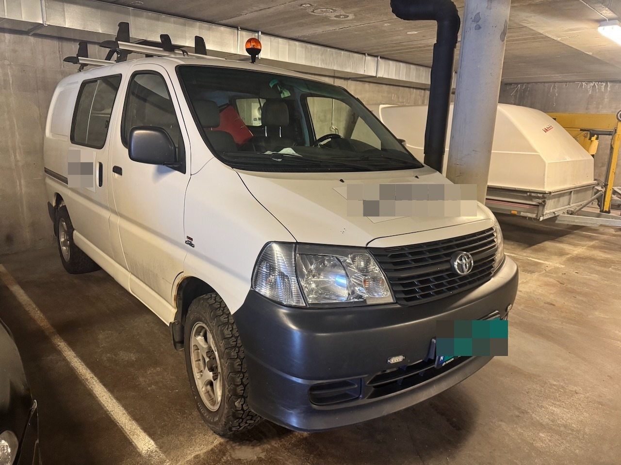 Toyota HIACE - Gesloten bestelwagen: afbeelding 1 Toyota HIACE - Gesloten bestelwagen: afbeelding 1