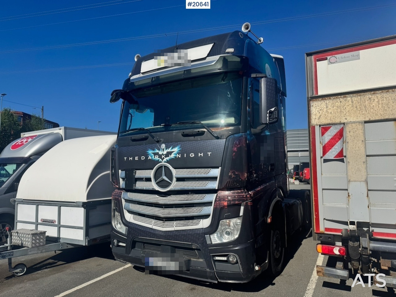Mercedes 2551 - Trekker: afbeelding 2 Mercedes 2551 - Trekker: afbeelding 2